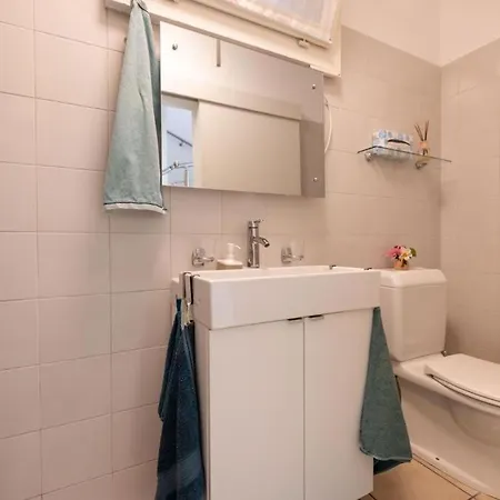 Con Bagno Privato E Giardino 게스트하우스 *
